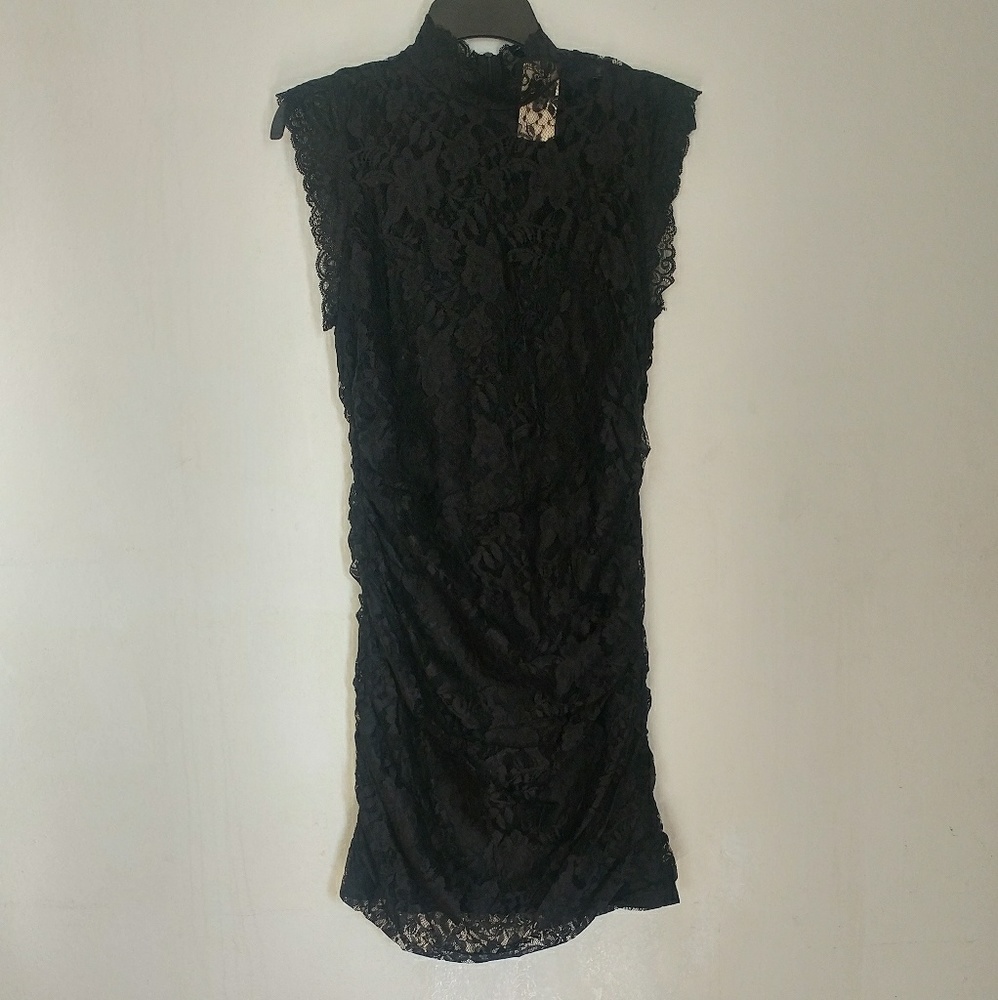 Forever 21 - Black mini dress 🍁🍃🍂